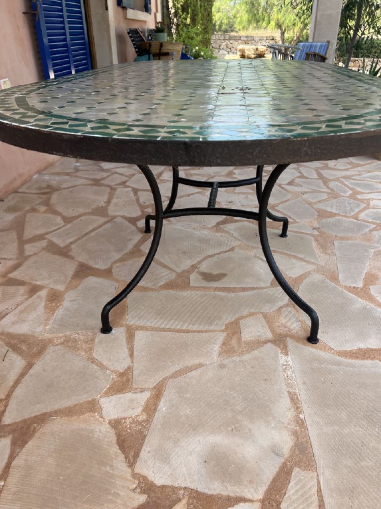 Marokkanischer Mosaik-Tisch