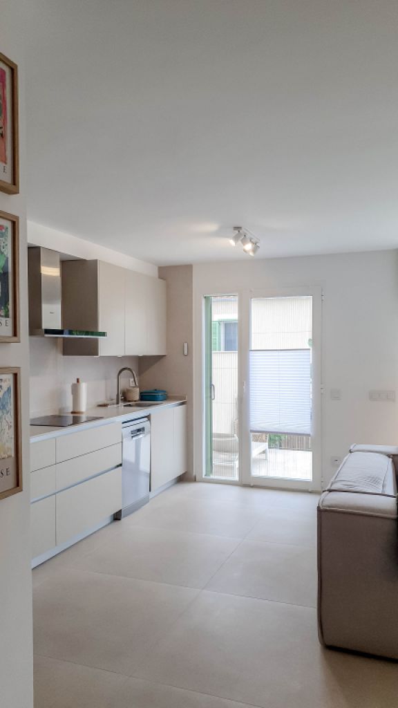 MARRATXI: Gepflegtes 4 SZ-Stadthaus mit Pool  im Palma-Radius zu verkaufen (Neubau aus 2022)