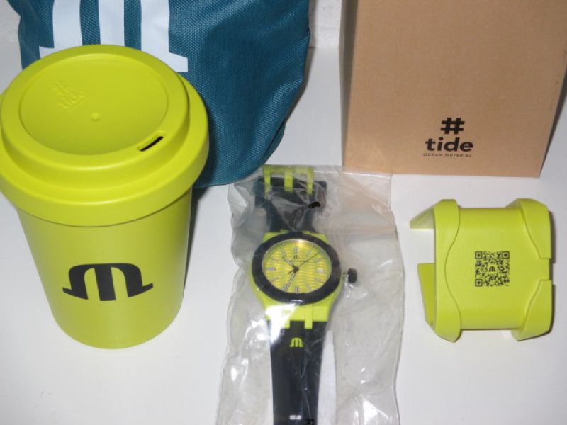 Maurice Lacroix Armbanduhr Aikon Tide Schwarz-Gelb, wasserdicht 100 m (10 ATM) - neu + OVP