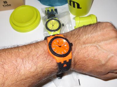 Maurice Lacroix Armbanduhr Aikon Tide Schwarz-Gelb, wasserdicht 100 m (10 ATM) - neu + OVP