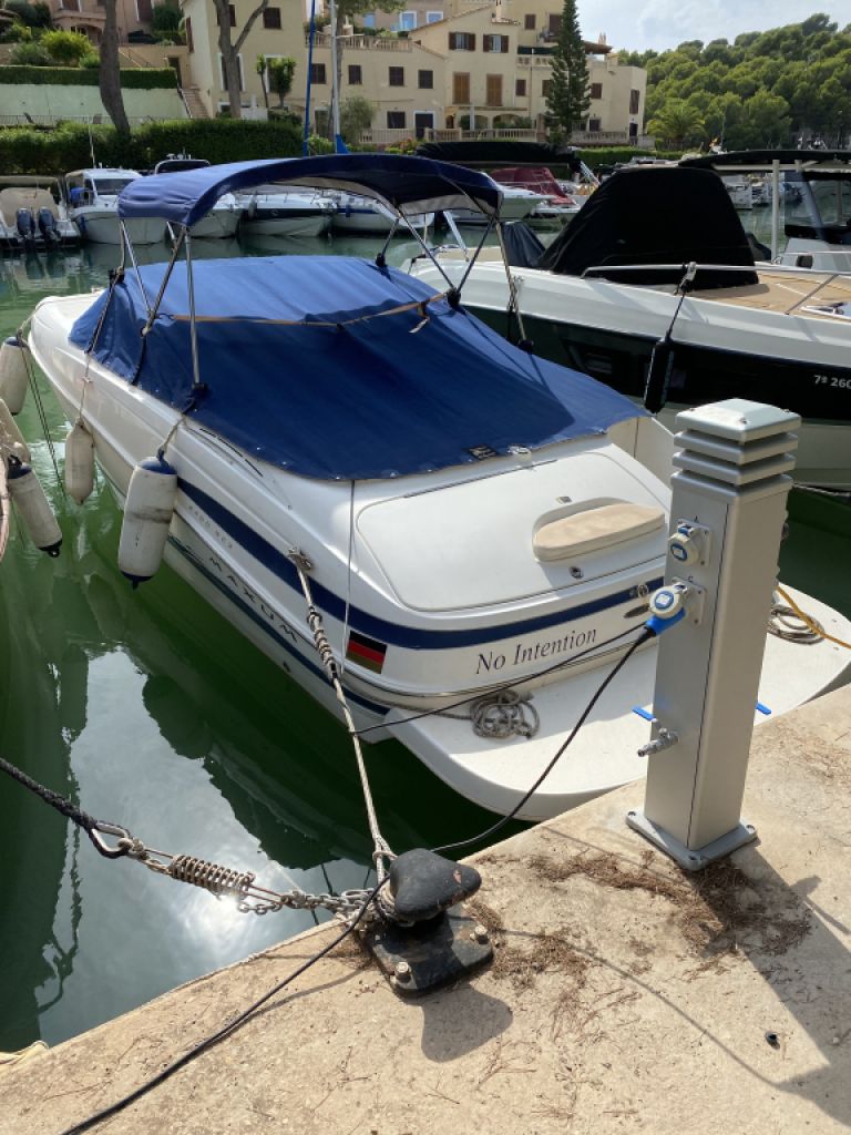 Maxum 2400 SC 3 Cabin