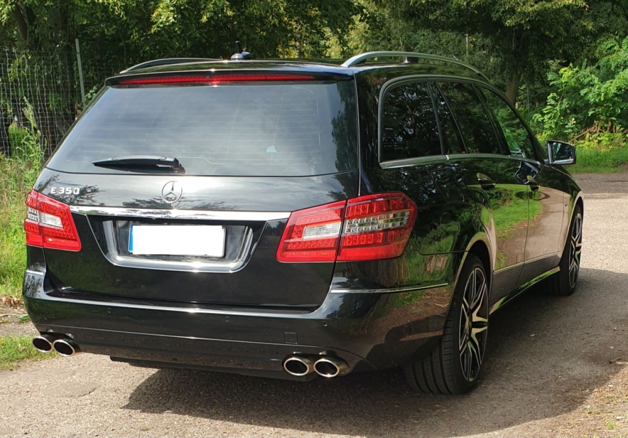 Mercedes Benz E 350 CGI 4 Matic