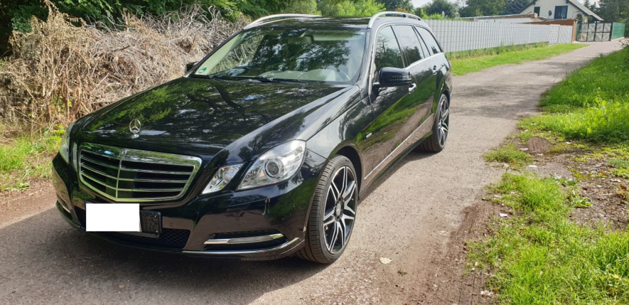 Mercedes Benz E 350 CGI 4 Matic