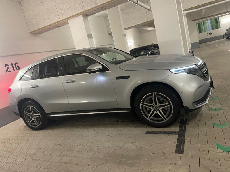 Mercedes-Benz EQC AMG Garantie bis 08/2029, 360°, HUD, MBUX, Distronic, ESH