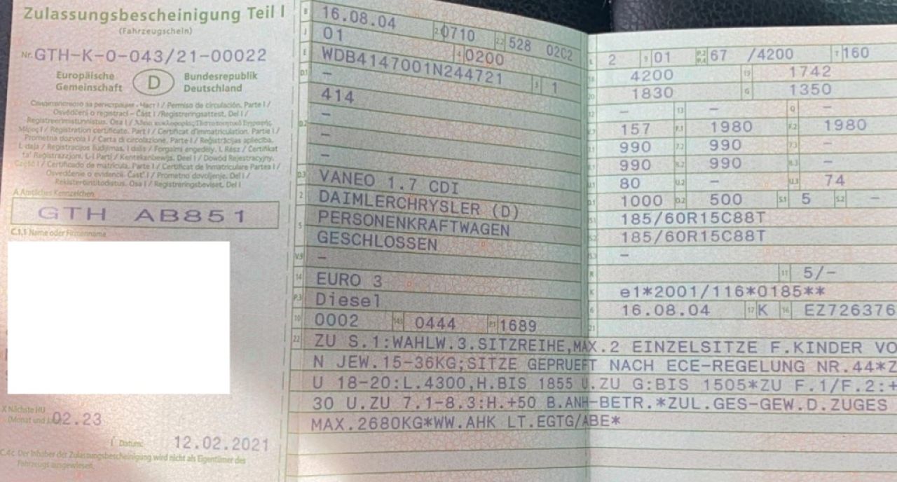 Mercedes Benz Vaneo Diésel, 08/2004, 91 CV, TÜV hasta 09.12.26, azul, enganche de remolque y remolque para coche