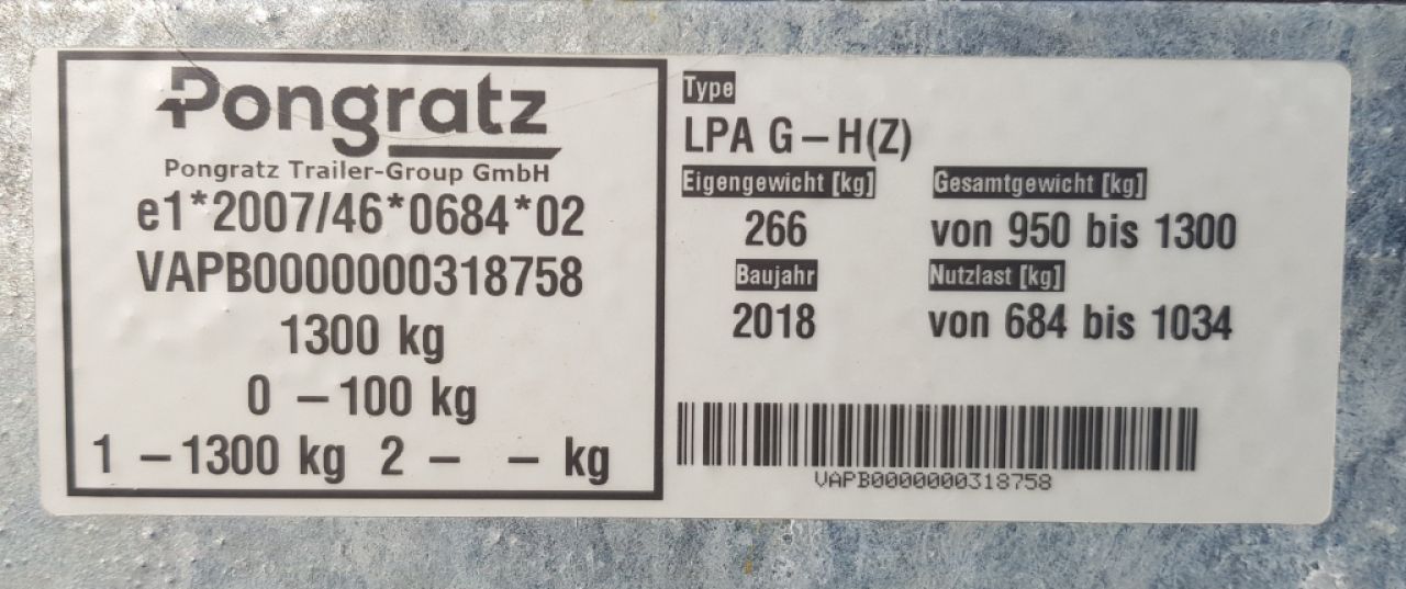 Mercedes Benz Vaneo Diésel, 08/2004, 91 CV, TÜV hasta 09.12.26, azul, enganche de remolque y remolque para coche