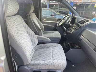 Mercedes Vito V230TD For 6 seats