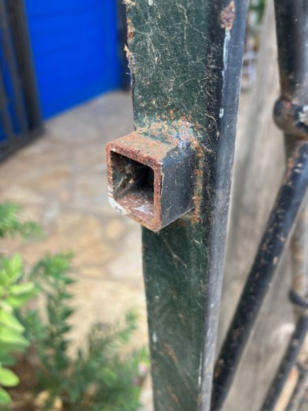 Metal grilles for windows and doors