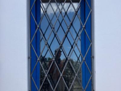 Metal grilles for windows and doors