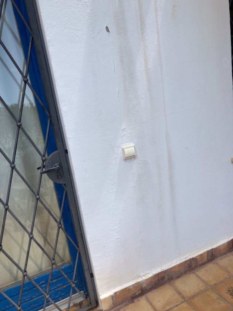 Metal grilles for windows and doors