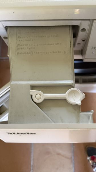 Defective Miele dryer - free to collect