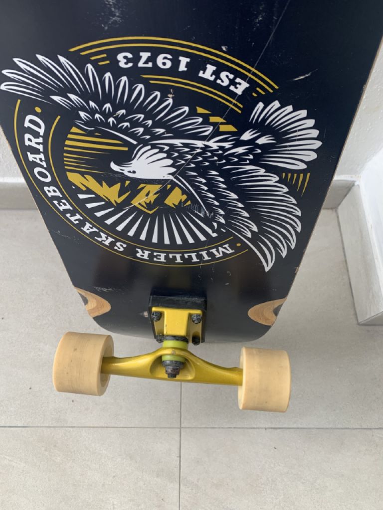 Miller Skateboard con Creekwheels