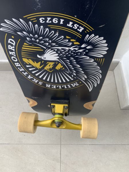 Miller Skateboard con Creekwheels