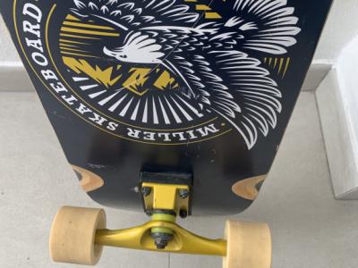 Miller Skateboard con Creekwheels