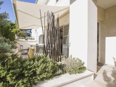 Moderne Doppelhaushälfte in Porto Cristo