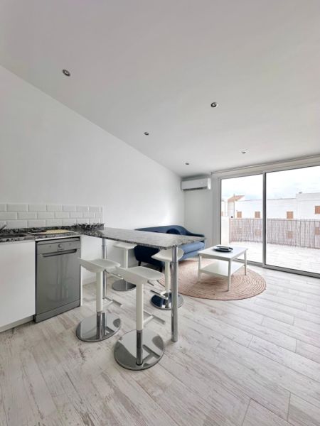 Moderne helle Dachgeschosswohnung in S´Illot