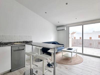 Moderne helle Dachgeschosswohnung in S´Illot