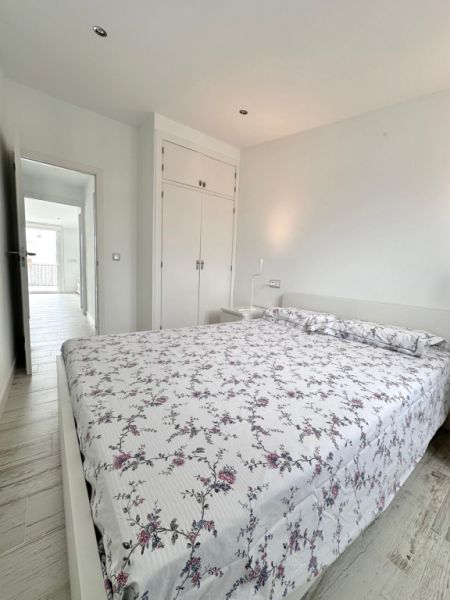 Moderne helle Dachgeschosswohnung in S´Illot