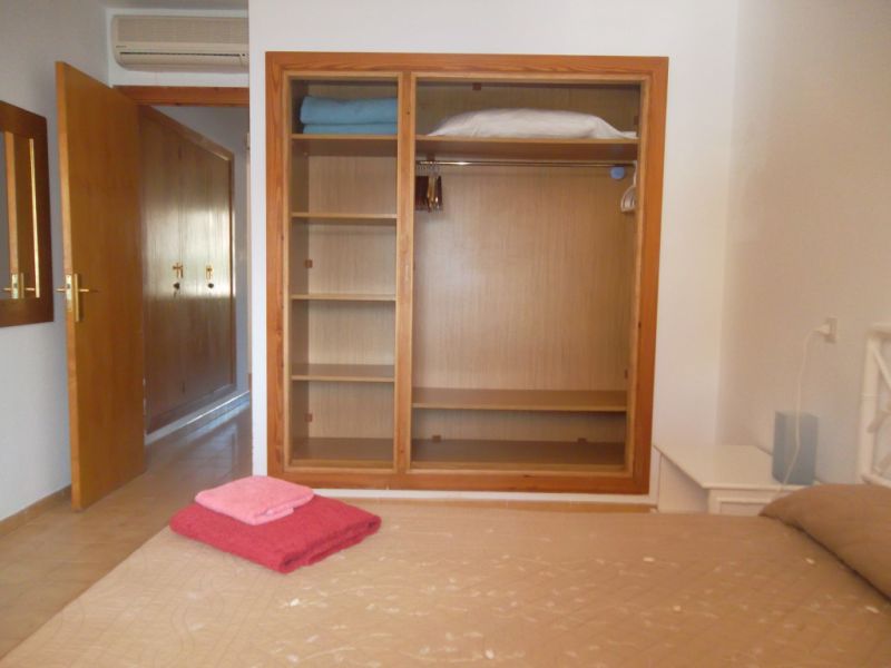 Moderne und helle Erdgeschosswohnung mit Gemeinschaftspool in Cala Dor -- AP 33 VK