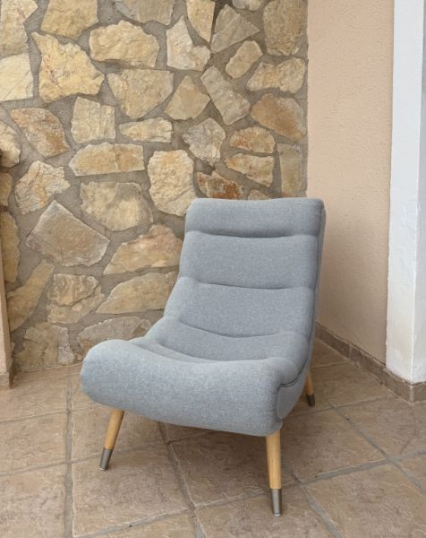 Moderner Lounge-Stuhl von Zara Home –elegantes Design  & supi Zustand