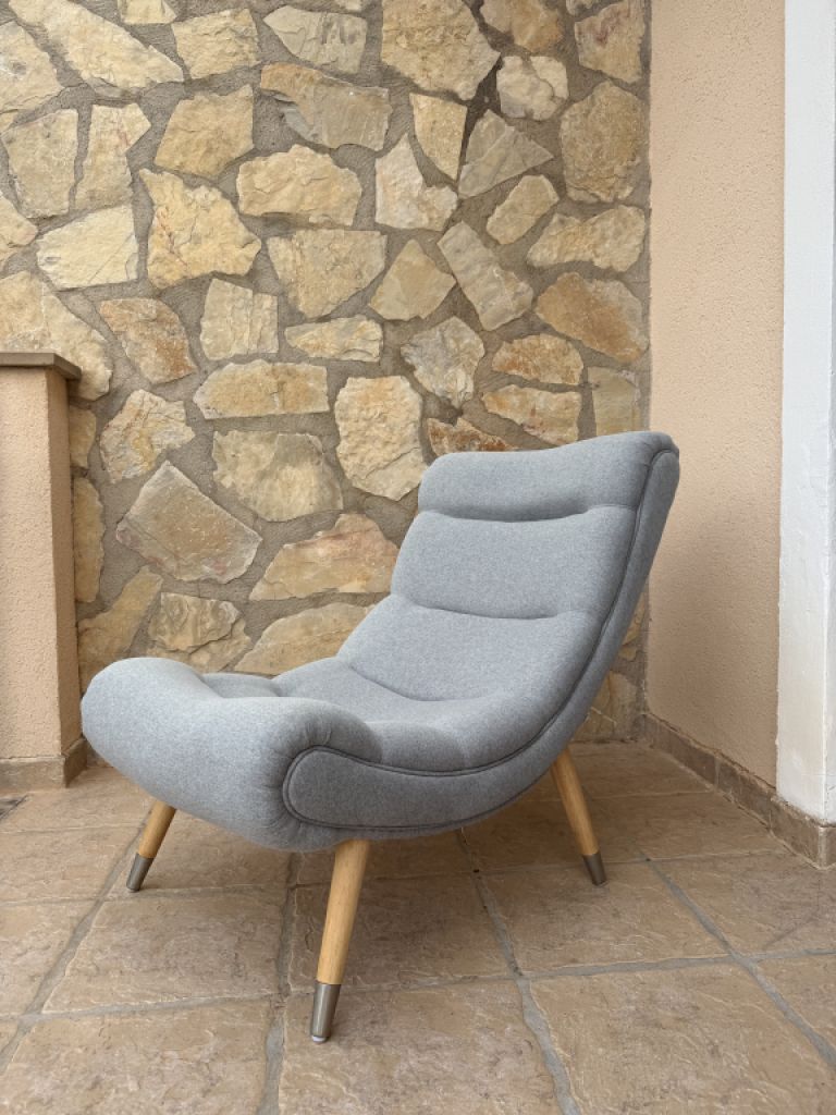 Moderner Lounge-Stuhl von Zara Home –elegantes Design  & supi Zustand