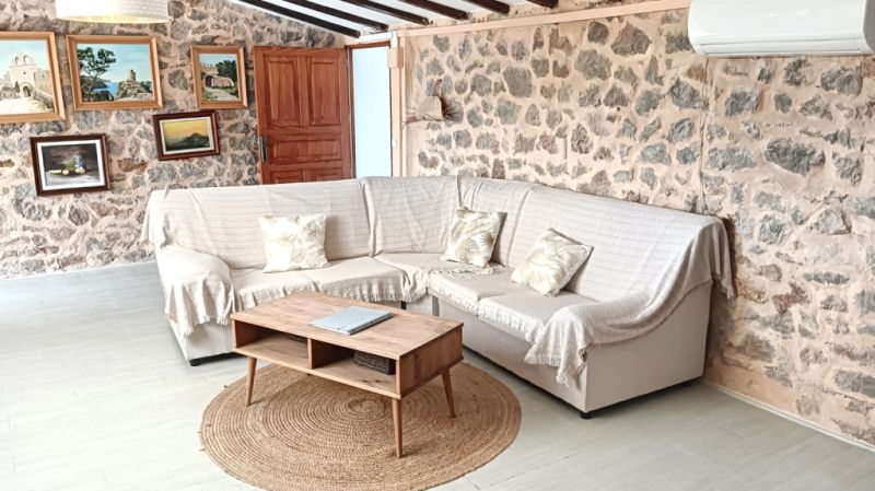 Modernes Apartment mit Pool und NK inklusive bei Arta --- AP 248