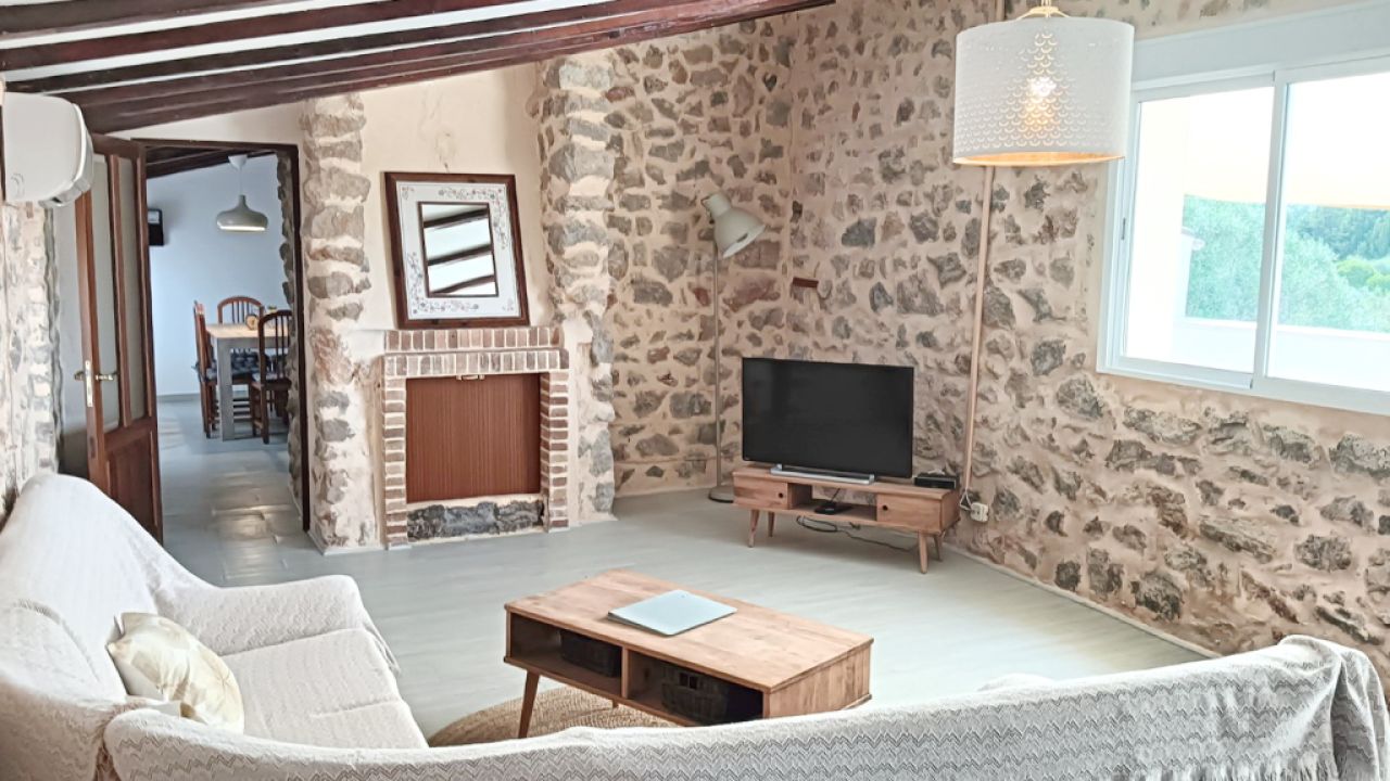 Modernes Apartment mit Pool und NK inklusive bei Arta --- AP 248