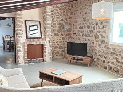 Modernes Apartment mit Pool und NK inklusive bei Arta --- AP 248