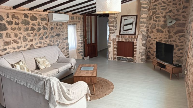 Modernes Apartment mit Pool und NK inklusive bei Arta --- AP 248