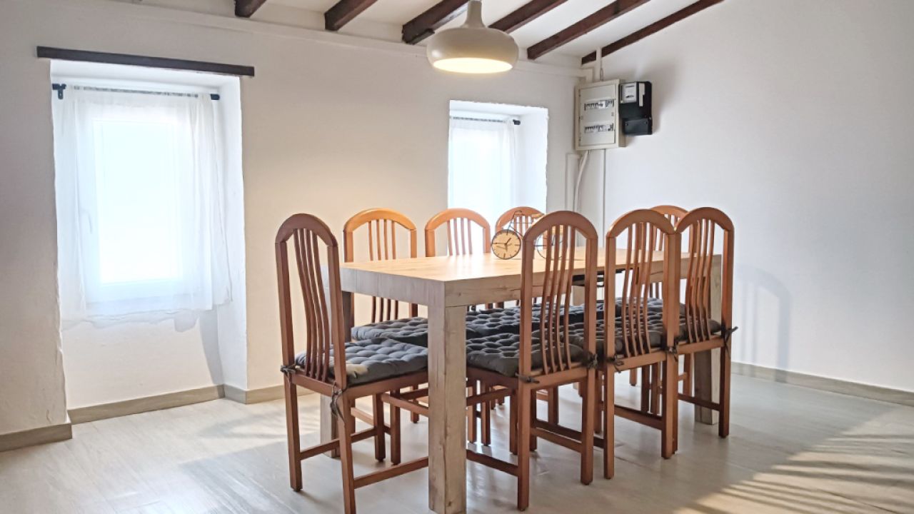 Modernes Apartment mit Pool und NK inklusive bei Arta --- AP 248