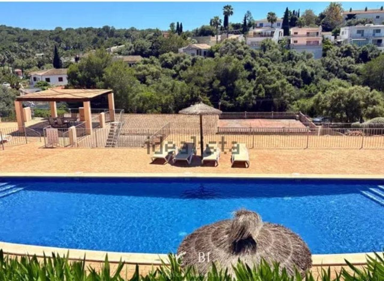 - Modernes Reihenmittelhaus in Cala Romantica