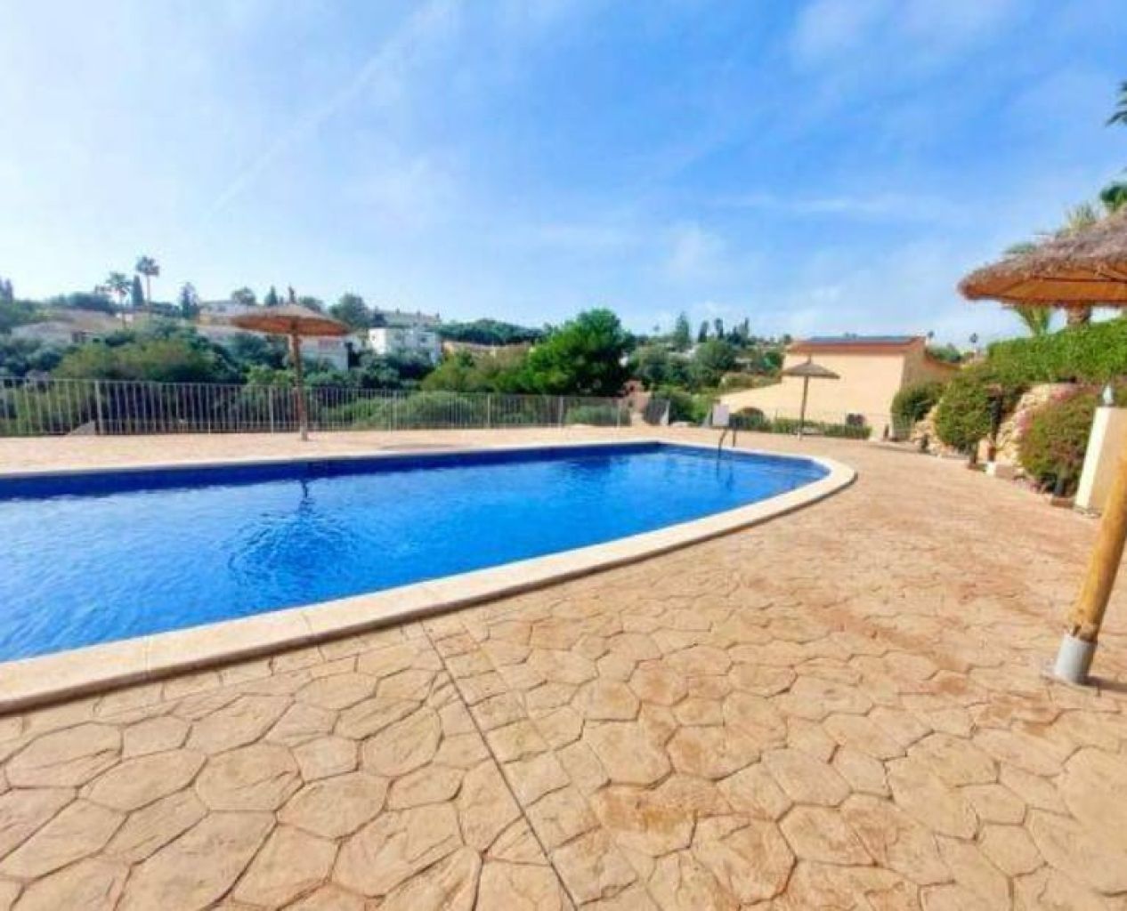 - Modernes Reihenmittelhaus in Cala Romantica