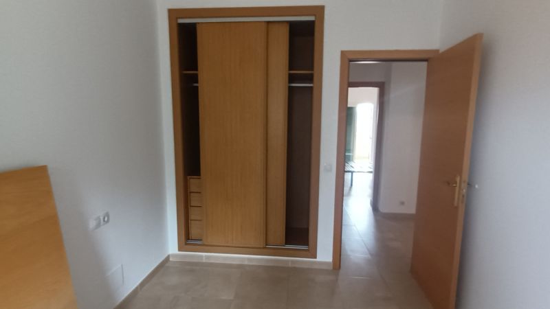 Modernes und unmöbliertes Apartment mit Teilmeerblick in Porto Petro -- AP 222