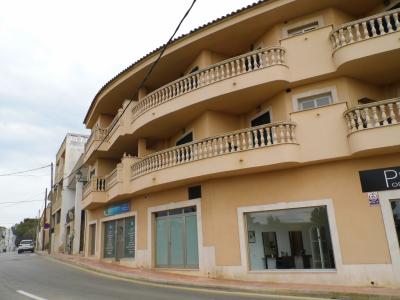Modernes und unmöbliertes Apartment mit Teilmeerblick in Porto Petro -- AP 222