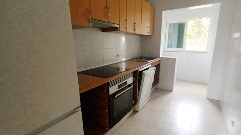 Modernes und unmöbliertes Apartment mit Teilmeerblick in Porto Petro -- AP 222