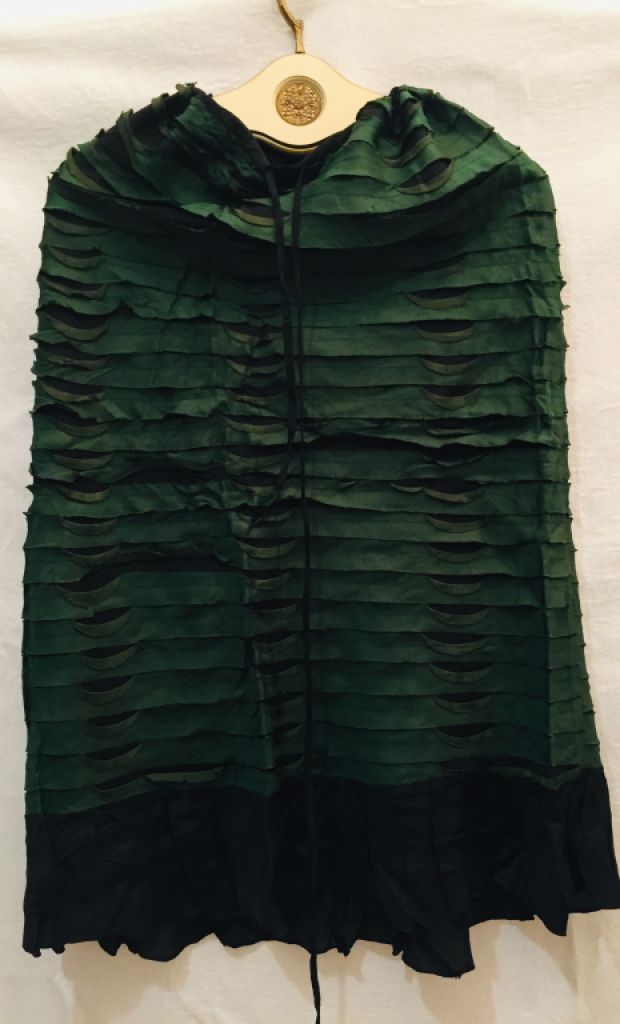 Modisches Kleiderpack ca. 150 Teile, Groesse M/L/XL/XXL, witziger Modeschmuck, Schuhe, Taschen,