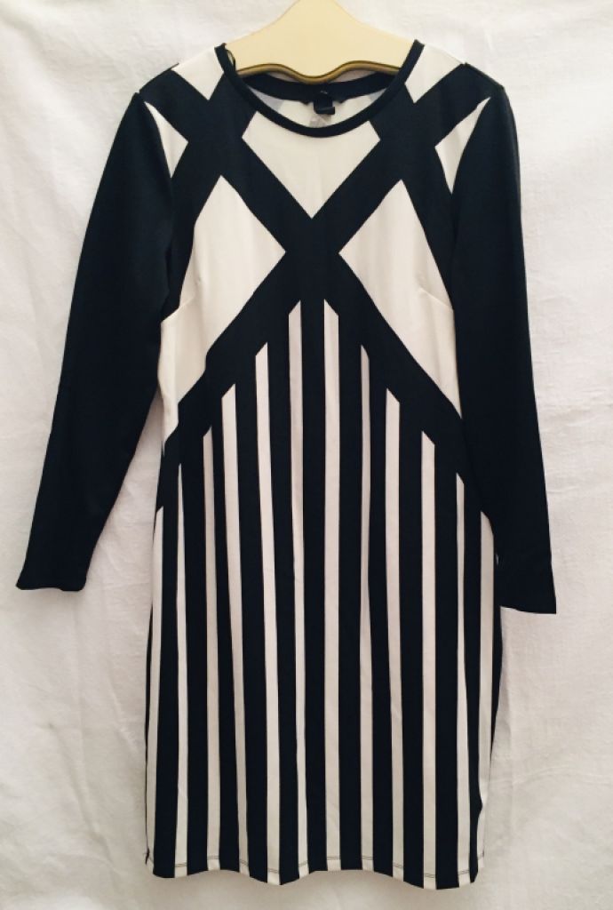 Modisches Kleiderpack ca. 150 Teile, Groesse M/L/XL/XXL, witziger Modeschmuck, Schuhe, Taschen,