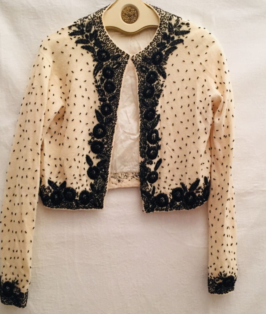 Modisches Kleiderpack ca. 150 Teile, Groesse M/L/XL/XXL, witziger Modeschmuck, Schuhe, Taschen,