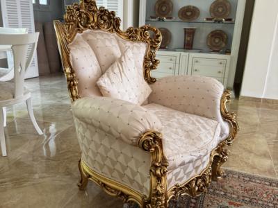 Möbel im Glöökler Stil