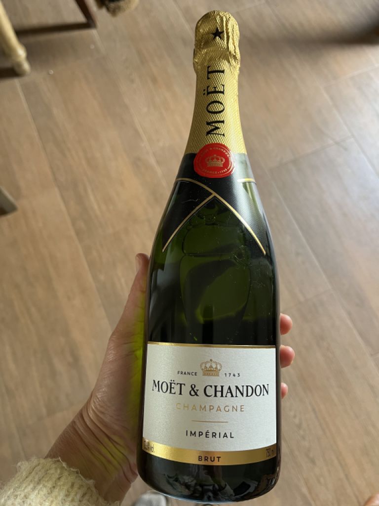 Moet Chandon, Gin, Tequila