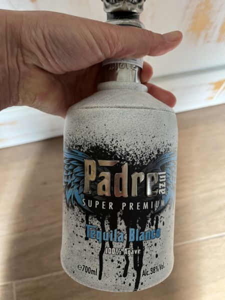 Moet Chandon, Gin, Tequila