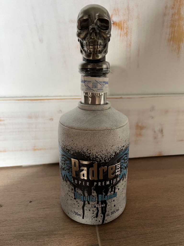 Moet Chandon, Gin, Tequila