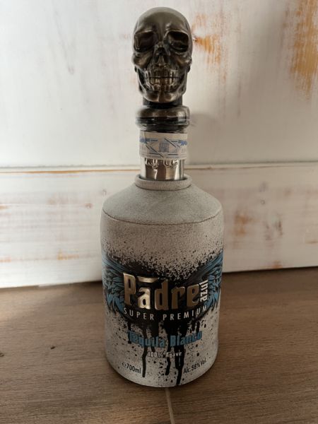 Moet Chandon, Gin, Tequila