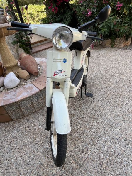 Moto Vespa, SA
