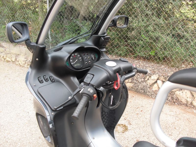 Motorradfahren ohne Helm BMW C1