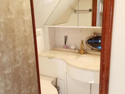 Yate a motor Lancha a motor Lancha a motor Pershing 54 Intercambio con el barco inmobiliario yate co