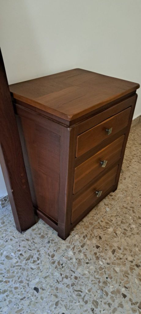 Nachttische und Kopfteil