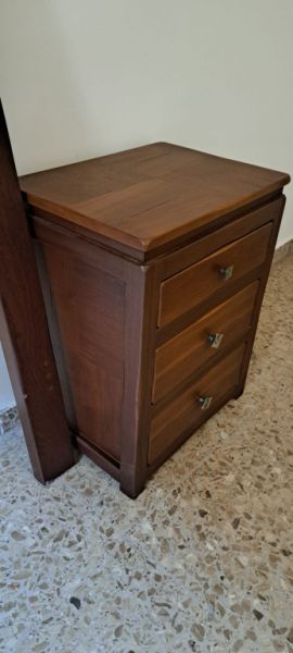 Nachttische und Kopfteil