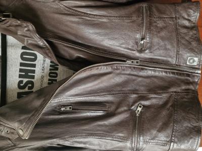 Nagelneue Damen- Lederjacke von OAKWOOD (Zalando), L - XL; aktueller Preis: 195€