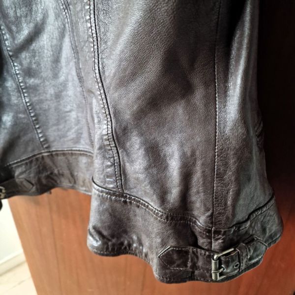 Nagelneue Damen- Lederjacke von OAKWOOD (Zalando), L - XL; aktueller Preis: 195€